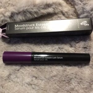 Younique Esteem Lash Serum